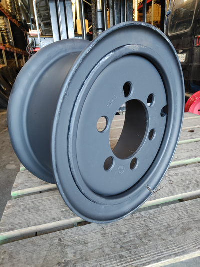 Диск сварной 7.0-15 ET77 PCD6/200 HUB150