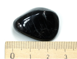 Гиперстен, галтовка, Бразилия (26*22*12 мм, 12,5 г) №26550