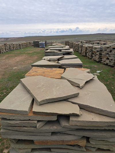 Степы из песчаника для пошаговой дорожки