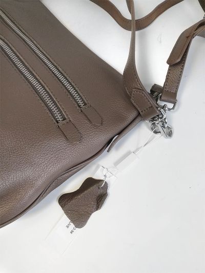 (АРТИКУЛ: 10129/1/5) СУМКА ЖЕНСКАЯ, СРЕДНЕГО РАЗМЕРА, НАТУРАЛЬНАЯ КОЖА, ТЕМНО-БЕЖЕВАЯ, С НАРУЖНЫМИ КАРМАНАМИ, С ПЛЕЧЕВЫМ РЕМНЕМ