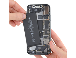 Замена аккумулятора iPhone 11