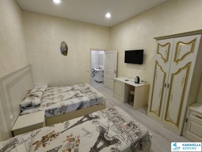 Дом на Курортной  №575  3х местный номер  1 этаж №102  бассейн