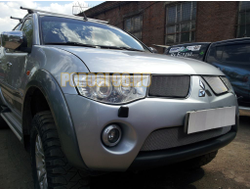 Защита радиатора Mitsubishi L200 2006-2010 chrome низ
