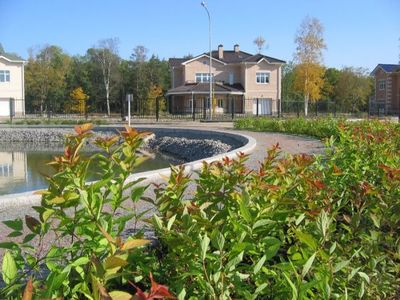 РЕКЛАМА НА В КОТТЕДЖНОМ ПОСЕЛКЕ «ВЕТЕРАН-А»