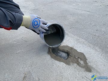 Манопокс Цем 7 (Предназначен для  ямочного ремонта и выравнивания горизонтальных бетонных поверхностей)