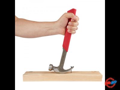 Молоток с закругленным гвоздодером Milwaukee 570 г 4932478656