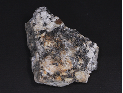 Циркон (кристаллы в породе), Россия, Южный Урал, Вишневые горы (47*45*28 мм, 69 г) №17780