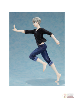Фигурка 1/8 Виктор Никифоров (Victor Nikiforov)