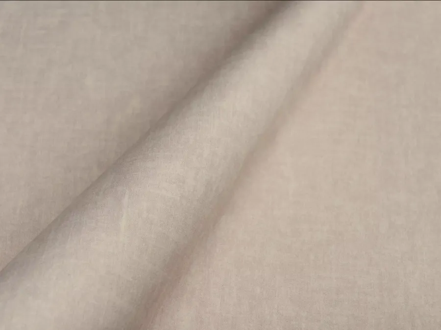 (РАМ) Велюр "Клевер" (Сlever)-сream col.04.
Состав: 100% полиэстер.
Плотность: 380 г/кв.м.
Устойчивость к истиранию: 50 000 циклов.
Ширина: 140 см.

Внимание! Цвет материала может быть искажен настройками монитора.