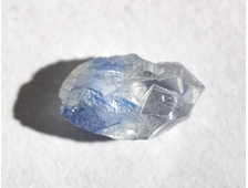 Кварц, дюмортьерит в кварце, кристалл, Бразилия (10*5*5 мм, 0,3 г) №18703