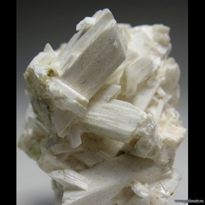 Ломонтит - сросток кристаллов. Испания. 37*31*25мм