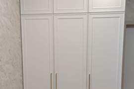 шкафы распашные