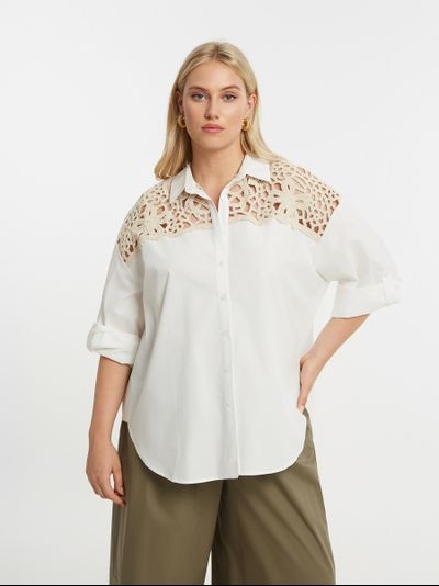 Женская блузка с принтом большого размера в модном бутике XLady