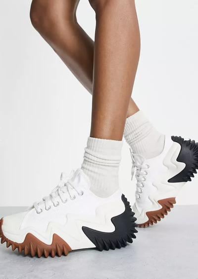 Converse Run Star Motion на платформе белые низкие на ногах 172896C