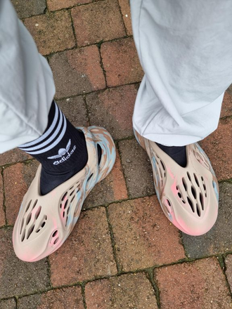 ADIDAS YEEZY FOAM RUNNER MX SAND GREY