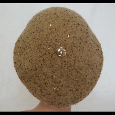 Женский однослойный берет с пайетками Vizio 5306 BO горчичный