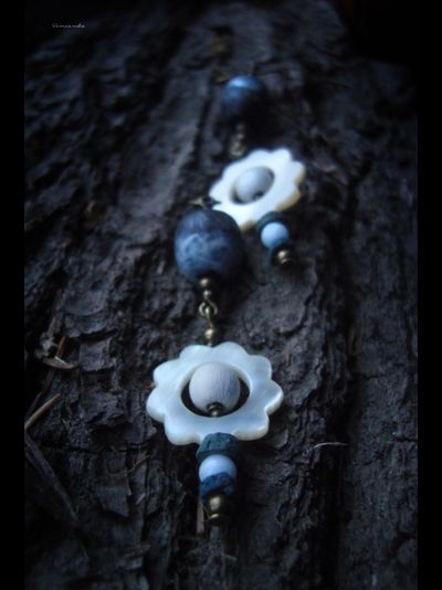 Благотворительность. Бохо-серьги с перламутром "Предзимний лес" (2 вида)