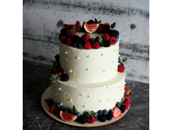Свадебный торт с ассорти из ягод и бусинками, 4 кг