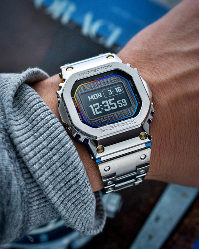 Часы Casio G-Shock GMW-BZ5000RC-1