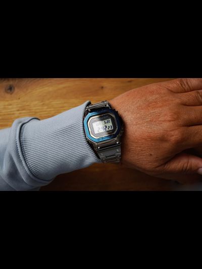 Часы Casio G-Shock GMW-B5000SS-2