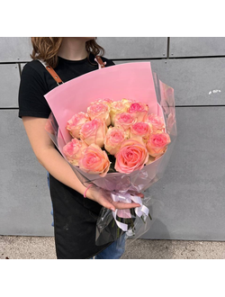 Букет из 15 розовых роз Эквадор
