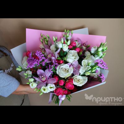 Букет цветов на 8 марта № 719