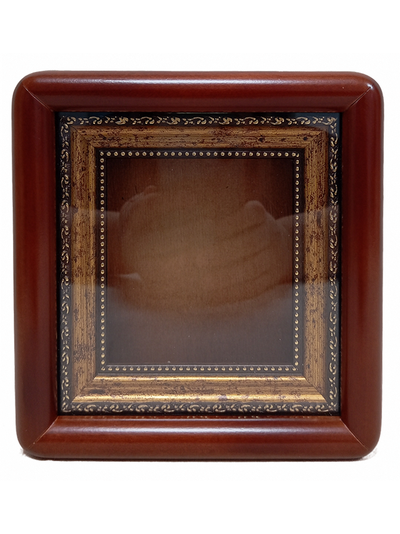 Киот "Антик" деревянный с багетной рамой "под золото", для иконы формата 9х10,5см.