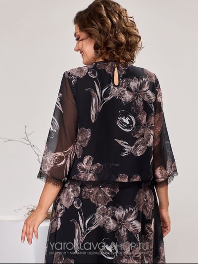 Женское шифоновое платье  в черном цвете с цветочным принтом