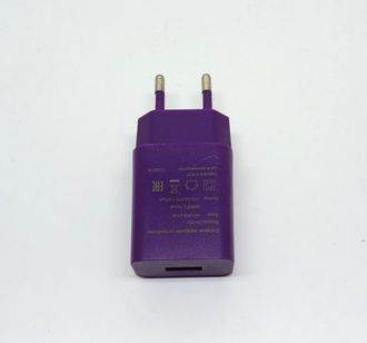 Сетевое зарядное устройство USB 5V 1A (комиссионный товар)