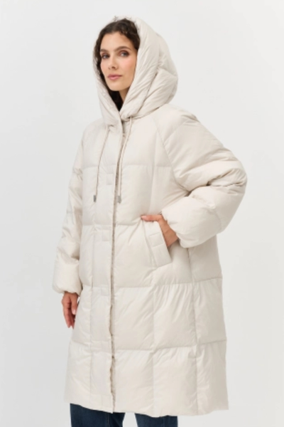 Пуховик жемчужный с квадратной стежкой