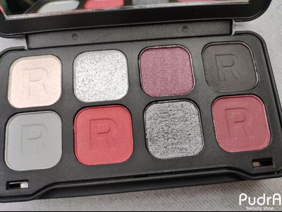 Makeup Revolution Палетка теней Forever Flawless Dynamic Ebony