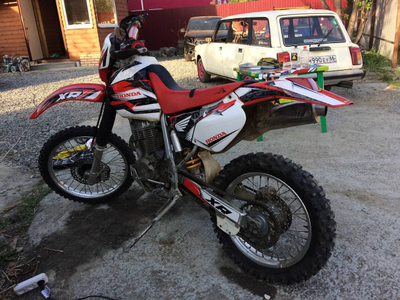 Honda XR 250 1999 2000 2001 2002 2003 2004  #1972