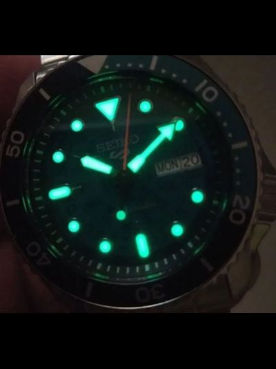 Наручные часы Seiko SRPJ47K1