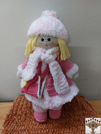Куколка из пряжи 2 (Dolls made of yarn 2)