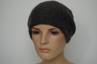 Женский берет вязаный темно - серый Вицио Италия