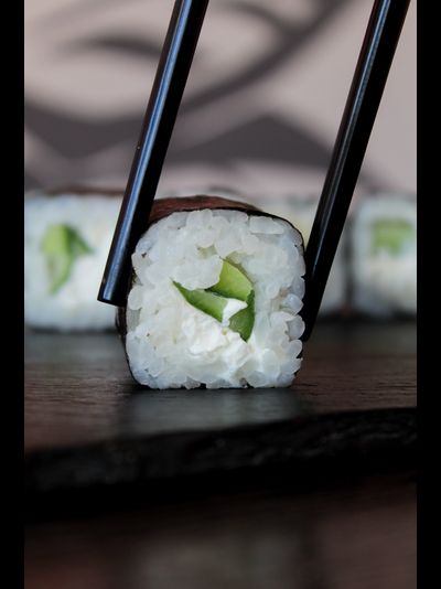 Ролл с сыром и огурцом 8шт