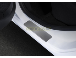 Накладки на пороги для Renault Sandero II, II рестайлинг / Sandero StepWay II рестайлинг 2014-2018 / 2018-