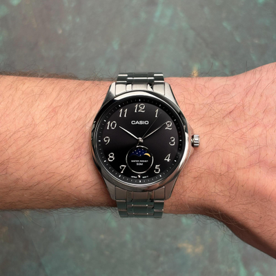 Часы Casio MTP-M110D-1A