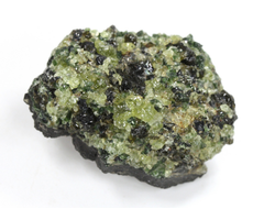 Хризолит (Перидот, Оливин), кристаллы на породе, США (40*29*21 мм, 35 г) №38092