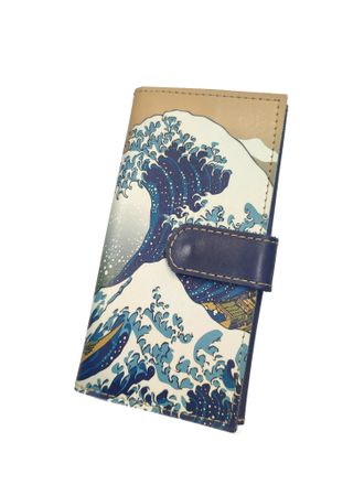 Большое портмоне с хлястиком с принтом по мотивам картины Кацусики Хокусая "Большая волна в Канагаве"