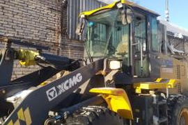 Замена дверного стекла XCMG LW 330