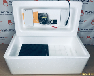 Инкубатор с цифровым терморегулятором 104 яйца автопереворот 12В гигрометр с вентиляторами (64ВГ)