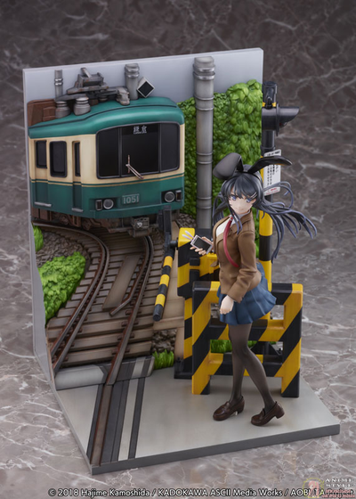 Фигурка 1/7 Маи Сакурадзима (Sakurajima Mai Enoden Ver.)