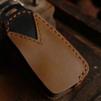 Коричневый чехол для выкидного ключа Ford Focus 3, Mondeo 4 (натуральная кожа)