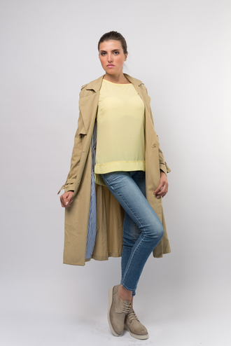 Тренч песочный