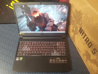 Acer Nitro 5 AN515-45-R4SB ( 15.6 FHD IPS 144Hz RYZEN 5 5600H  RTX3060(6GB) 8GB 512SSD )