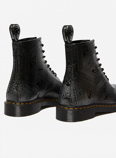 Обувь Dr Martens 1460 Smooth Chain Emboss Black с узорами черные