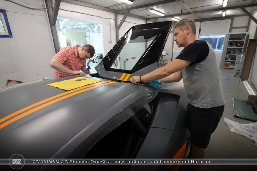 Оклейка защитной пленкой Lamborghini Huracan