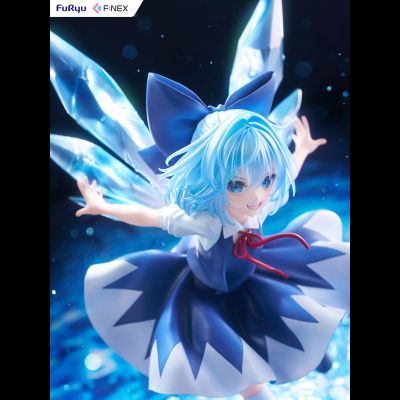 Фигурка 1/7 Чирно (Cirno by Uuzan)