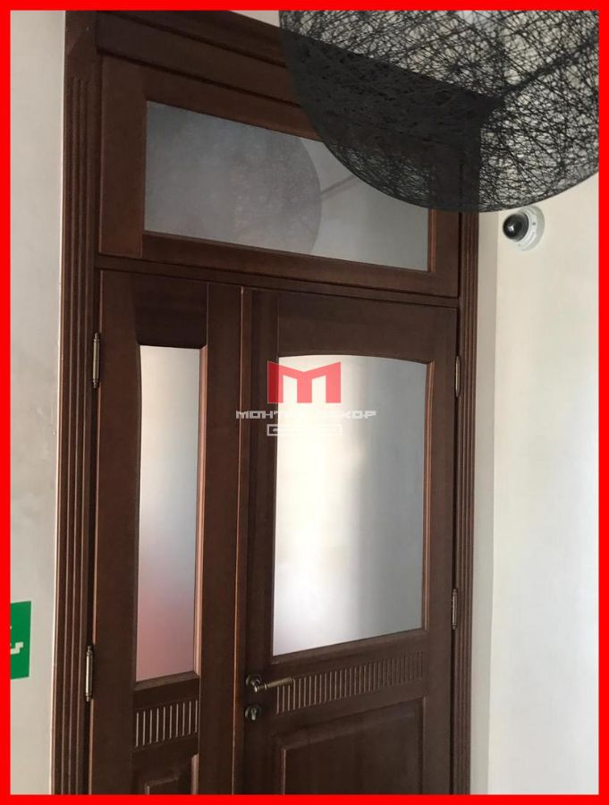 Оклейка стёкол матовой плёнкой